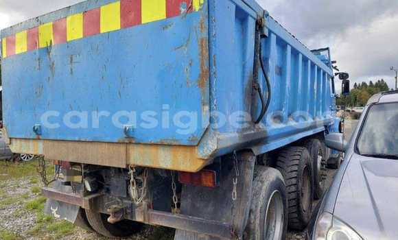 Buy Used Caterpillar 120 Blue Truck in Amoutivé in Togo Buy Used Caterpillar 120 Blue Truck in Amoutivé in Togo