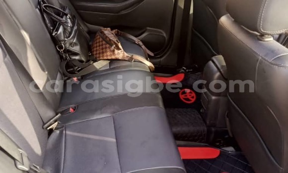 Buy Used Toyota Avensis Silver Car in Lome in Togo Buy Used Toyota Avensis Silver Car in Lome in Togo