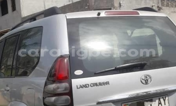 Acheter Occasion Voiture Toyota Land Cruiser Gris à Lomé, Togo Acheter Occasion Voiture Toyota Land Cruiser Gris à Lomé, Togo