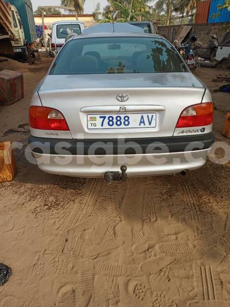Big with watermark toyota avensis plateaux anie 8635