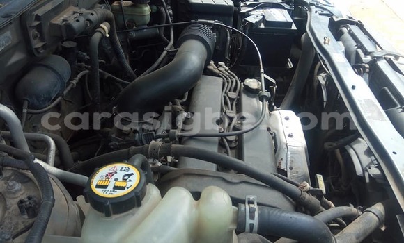 Acheter Occasion Voiture Mazda Tribute Gris à Lomé, Togo Acheter Occasion Voiture Mazda Tribute Gris à Lomé, Togo