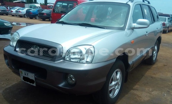 Acheter Occasion Voiture Hyundai Santa Fe Gris à Lomé au Togo Acheter Occasion Voiture Hyundai Santa Fe Gris à Lomé au Togo