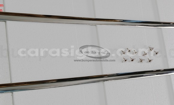 Acheter MB 300 SL sill trims à Blitta, Plateaux Acheter MB 300 SL sill trims à Blitta, Plateaux