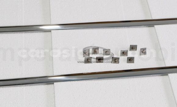 Acheter MB 300 SL sill trims à Blitta, Plateaux Acheter MB 300 SL sill trims à Blitta, Plateaux