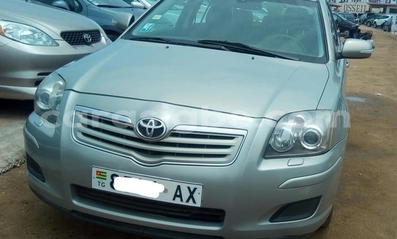 Acheter Occasion Voiture Toyota Avensis Gris à Lomé au Togo Acheter Occasion Voiture Toyota Avensis Gris à Lomé au Togo