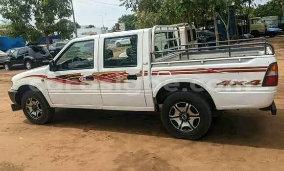 Buy Used Isuzu D–MAX White Car in Aneho in Maritime Buy Used Isuzu D–MAX White Car in Aneho in Maritime