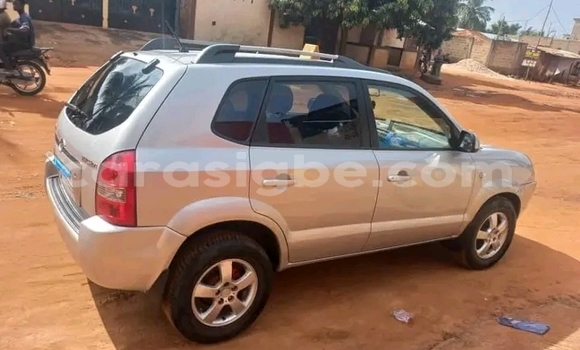 Buy Used Hyundai Tucson Silver Car in Lome in Togo Buy Used Hyundai Tucson Silver Car in Lome in Togo