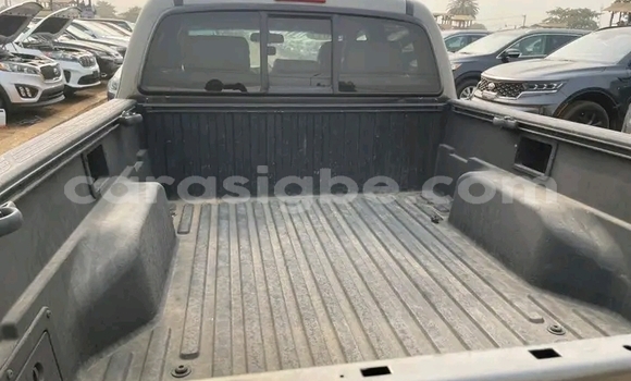 Buy Used Toyota Tacoma Silver Car in Lome in Togo Buy Used Toyota Tacoma Silver Car in Lome in Togo