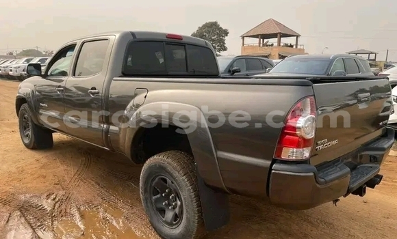 Buy Used Toyota Tacoma Silver Car in Lome in Togo Buy Used Toyota Tacoma Silver Car in Lome in Togo