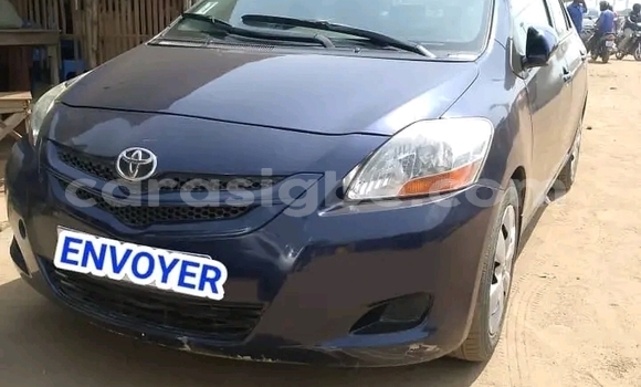 Buy Used Toyota Yaris Blue Car in Lome in Togo Buy Used Toyota Yaris Blue Car in Lome in Togo
