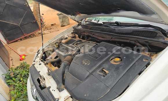 Acheter Occasion Voiture Toyota Highlander Blanc à Lomé, Togo Acheter Occasion Voiture Toyota Highlander Blanc à Lomé, Togo