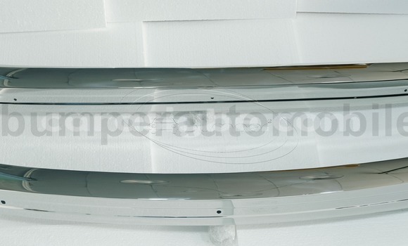 Acheter VW Type 3 bumper 1970 à Amlamé, Togo Acheter VW Type 3 bumper 1970 à Amlamé, Togo