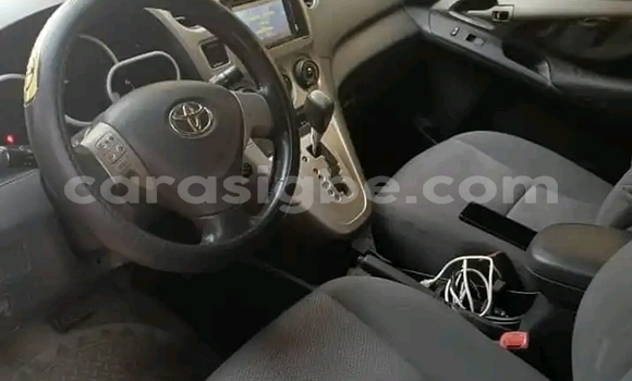 Acheter Occasion Voiture Toyota Matrix Bleu à Lomé, Togo Acheter Occasion Voiture Toyota Matrix Bleu à Lomé, Togo