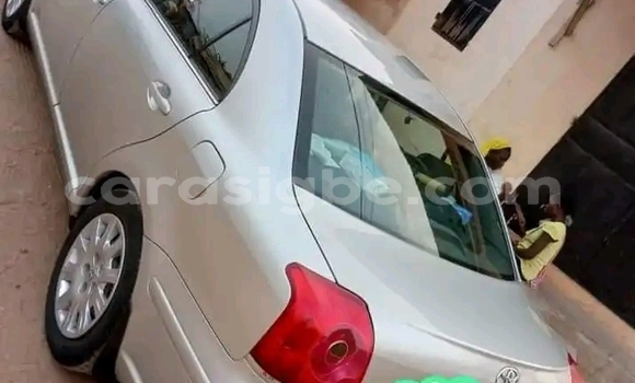 Buy Used Toyota Avensis Beige Car in Lome in Togo Buy Used Toyota Avensis Beige Car in Lome in Togo