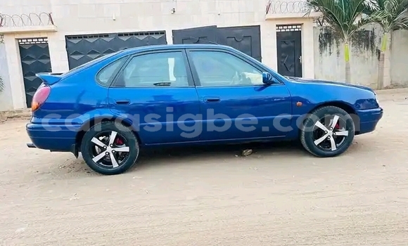 Acheter Occasion Voiture Toyota Corolla Bleu à Lomé, Togo