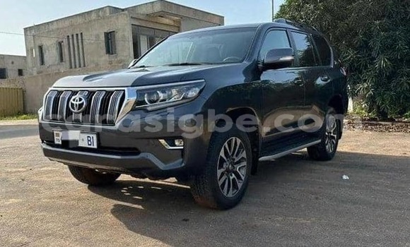 Acheter Occasion Voiture Toyota Land Cruiser Gris à Lomé, Togo Acheter Occasion Voiture Toyota Land Cruiser Gris à Lomé, Togo
