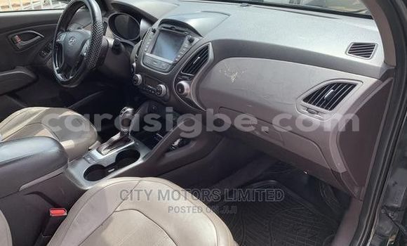 Buy Used Hyundai Chorus Black Truck in Vogan in Togo Buy Used Hyundai Chorus Black Truck in Vogan in Togo