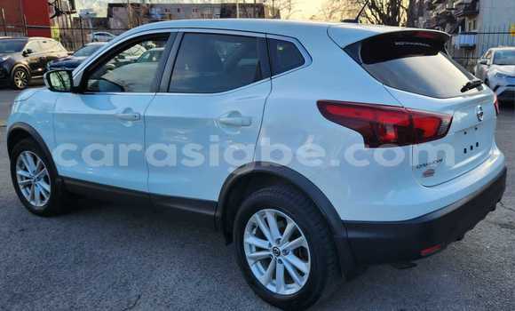 Acheter Neuf Voiture Nissan AD Blanc à Lomé, Togo Acheter Neuf Voiture Nissan AD Blanc à Lomé, Togo