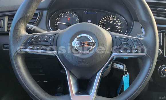 Acheter Neuf Voiture Nissan AD Blanc à Lomé, Togo Acheter Neuf Voiture Nissan AD Blanc à Lomé, Togo