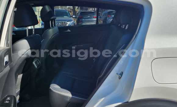 Acheter Neuf Voiture Kia K9 Blanc à Lomé, Maritime Acheter Neuf Voiture Kia K9 Blanc à Lomé, Maritime