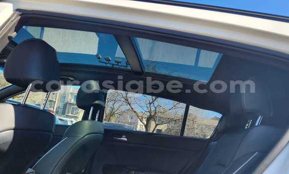 Acheter Neuf Voiture Kia K9 Blanc à Lomé, Maritime Acheter Neuf Voiture Kia K9 Blanc à Lomé, Maritime