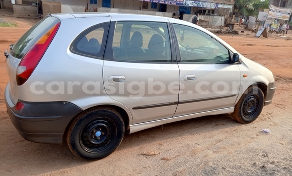 Acheter Occasion Voiture Nissan Almera Gris à Lomé, Togo Acheter Occasion Voiture Nissan Almera Gris à Lomé, Togo