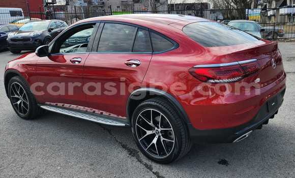 Acheter Neuf Voiture Mercedes-Benz GLC 250D Rouge à Lomé, Togo Acheter Neuf Voiture Mercedes-Benz GLC 250D Rouge à Lomé, Togo