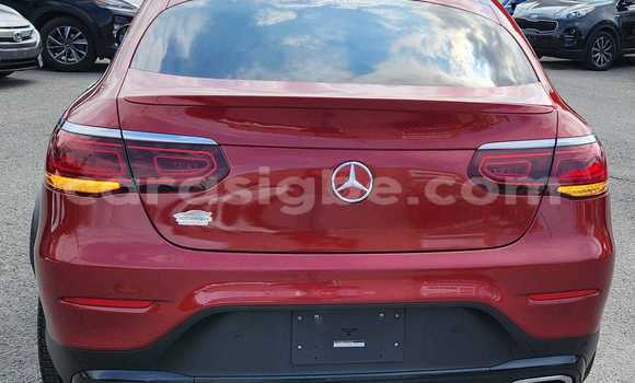 Acheter Neuf Voiture Mercedes-Benz GLC 250D Rouge à Lomé, Togo Acheter Neuf Voiture Mercedes-Benz GLC 250D Rouge à Lomé, Togo