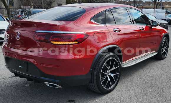 Acheter Neuf Voiture Mercedes-Benz GLC 250D Rouge à Lomé, Togo Acheter Neuf Voiture Mercedes-Benz GLC 250D Rouge à Lomé, Togo