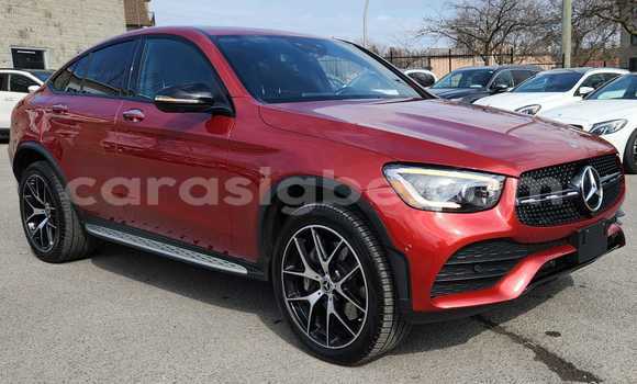 Acheter Neuf Voiture Mercedes-Benz GLC 250D Rouge à Lomé, Togo Acheter Neuf Voiture Mercedes-Benz GLC 250D Rouge à Lomé, Togo