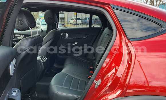 Acheter Neuf Voiture Mercedes-Benz GLC 250D Rouge à Lomé, Togo Acheter Neuf Voiture Mercedes-Benz GLC 250D Rouge à Lomé, Togo