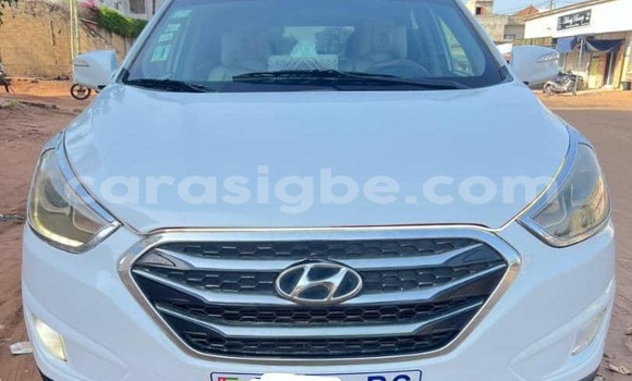 Buy Used Hyundai Tucson White Car in Lome in Maritime Buy Used Hyundai Tucson White Car in Lome in Maritime