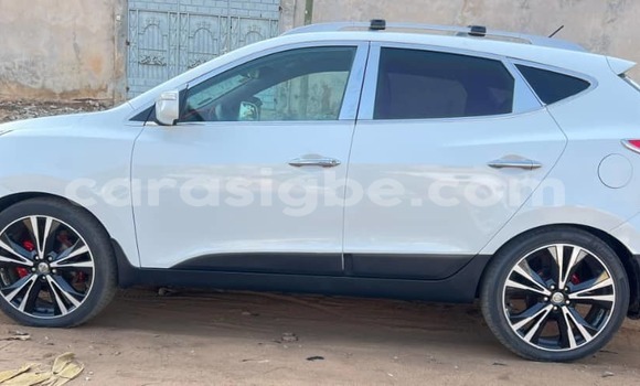 Buy Used Hyundai Tucson White Car in Lome in Maritime Buy Used Hyundai Tucson White Car in Lome in Maritime