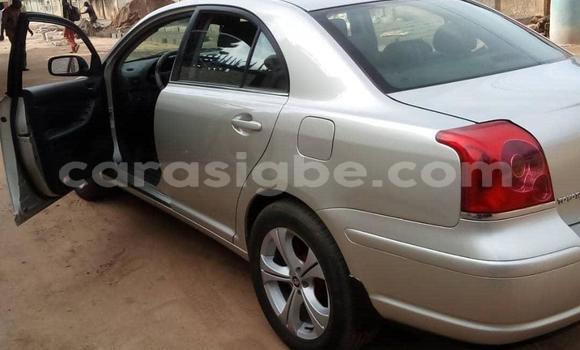 Acheter Occasion Voiture Toyota Avensis Blanc à Lomé, Maritime Acheter Occasion Voiture Toyota Avensis Blanc à Lomé, Maritime