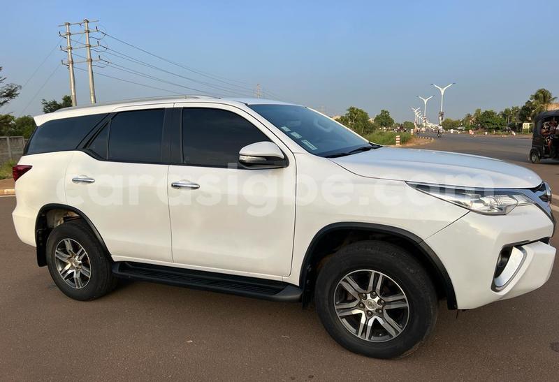 Big with watermark toyota fortuner togo lome 8869