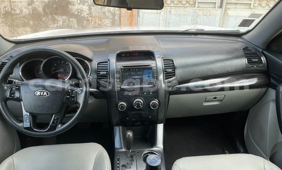 Buy Used Kia Sorento White Car in Lome in Togo Buy Used Kia Sorento White Car in Lome in Togo