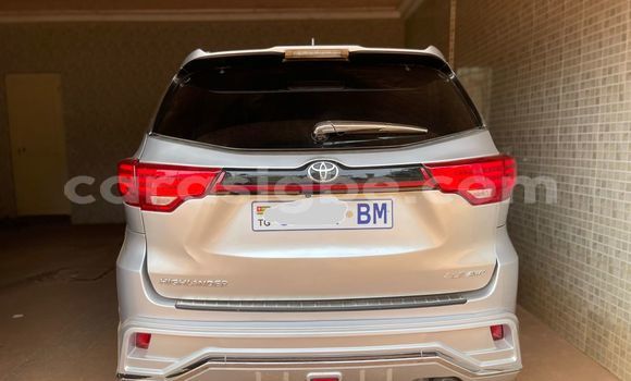 Buy Used Toyota Highlander Silver Car in Lome in Maritime Buy Used Toyota Highlander Silver Car in Lome in Maritime