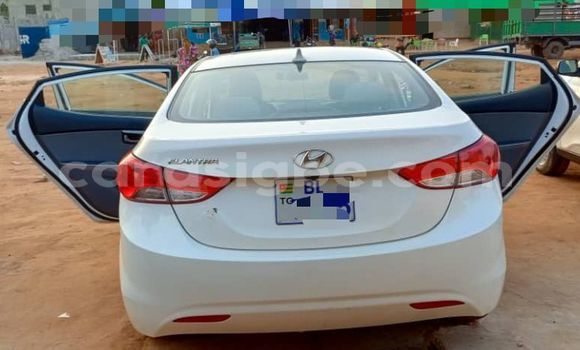 Buy Used Hyundai Elantra White Car in Lome in Togo Buy Used Hyundai Elantra White Car in Lome in Togo