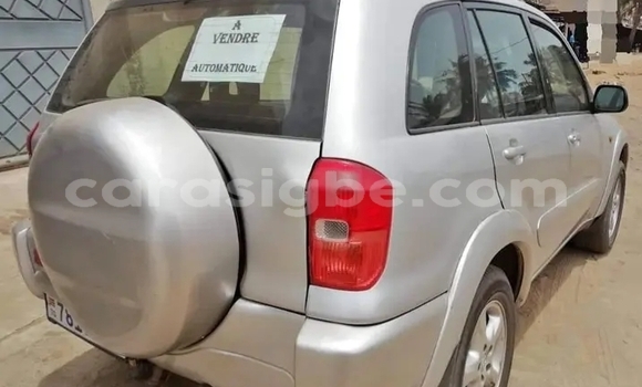Buy Used Toyota RAV4 Silver Car in Lome in Togo Buy Used Toyota RAV4 Silver Car in Lome in Togo