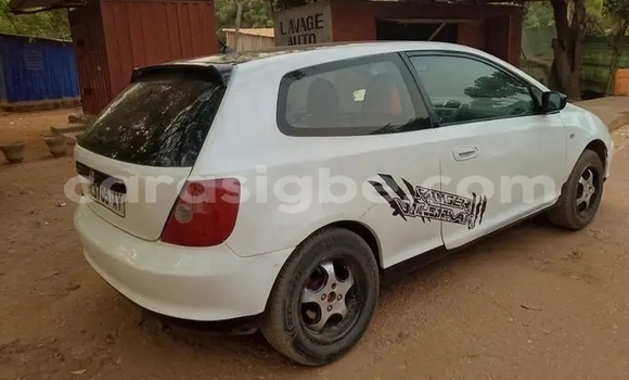 Buy Used Honda Civic White Car in Lome in Togo Buy Used Honda Civic White Car in Lome in Togo