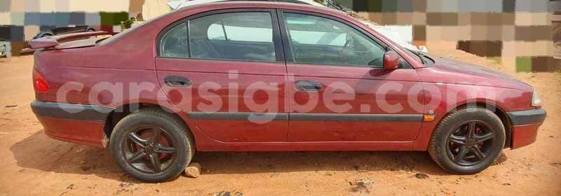 Big with watermark toyota avensis togo lome 8929