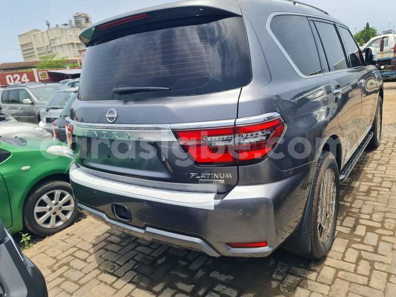 Big with watermark nissan patrol togo lome 8937