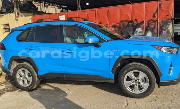 Buy Used Toyota RAV4 Blue Car in Lome in Togo Buy Used Toyota RAV4 Blue Car in Lome in Togo