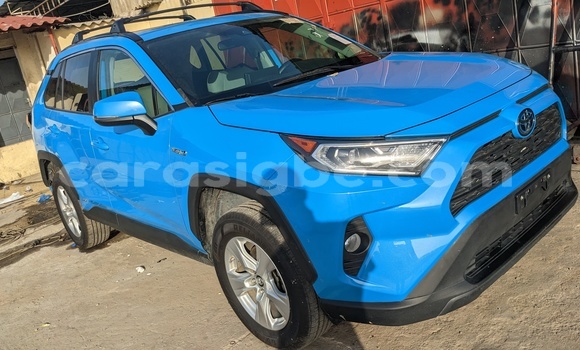 Buy Used Toyota RAV4 Blue Car in Lome in Togo Buy Used Toyota RAV4 Blue Car in Lome in Togo
