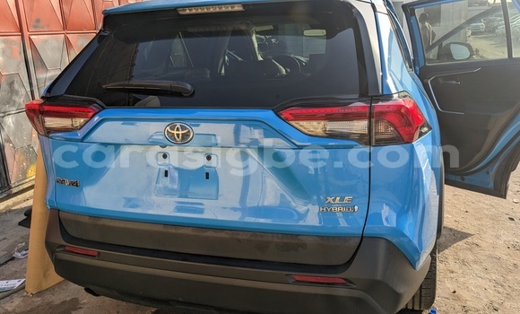 Buy Used Toyota RAV4 Blue Car in Lome in Togo Buy Used Toyota RAV4 Blue Car in Lome in Togo