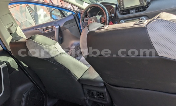 Buy Used Toyota RAV4 Blue Car in Lome in Togo Buy Used Toyota RAV4 Blue Car in Lome in Togo