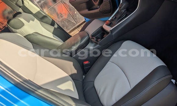 Buy Used Toyota RAV4 Blue Car in Lome in Togo Buy Used Toyota RAV4 Blue Car in Lome in Togo