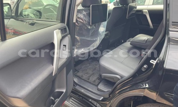 Acheter Neuf Voiture Toyota Prado Noir à Lomé, Togo Acheter Neuf Voiture Toyota Prado Noir à Lomé, Togo