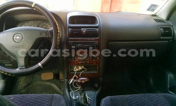 Acheter Occasion Voiture Opel Astra Rouge à Lomé, Togo Acheter Occasion Voiture Opel Astra Rouge à Lomé, Togo