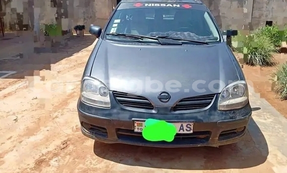 Buy Used Nissan Almera Tino Black Car in Lome in Togo Buy Used Nissan Almera Tino Black Car in Lome in Togo